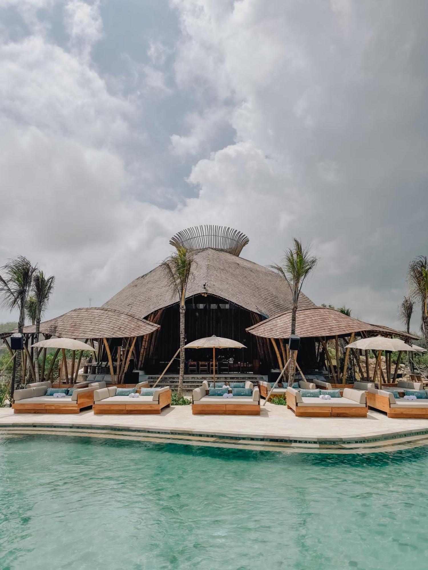 Arna Suites And Ocean Lounge 누사 렘봉안 외부 사진